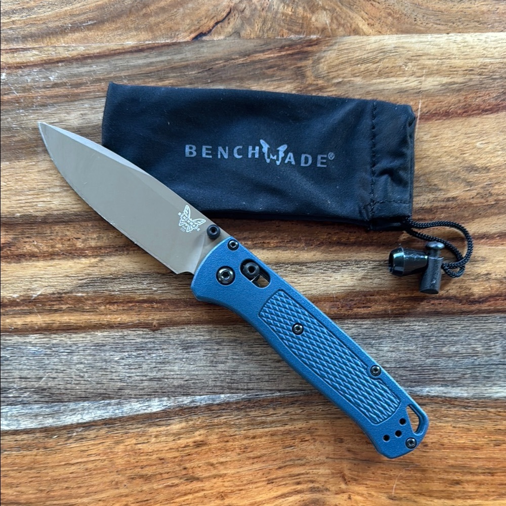Benchmade Bugout Folding Knife - Crater Blue Grivory